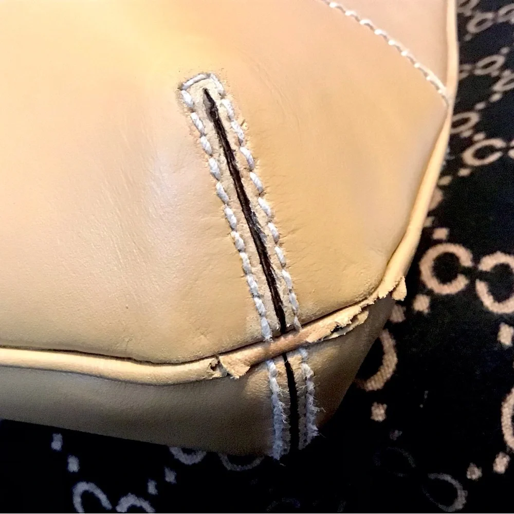 Gucci Bags - Picture 11 of 16